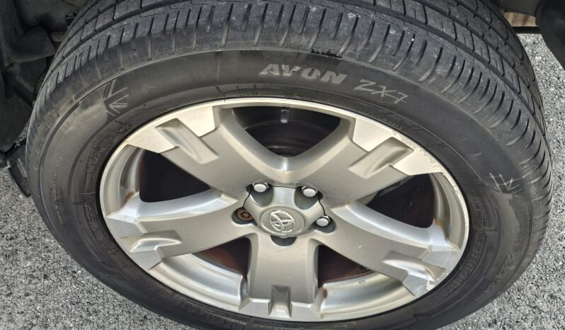 Toyota RAV4 2.2 D-CAT XT-R Auto 4WD Euro 5 5dr full