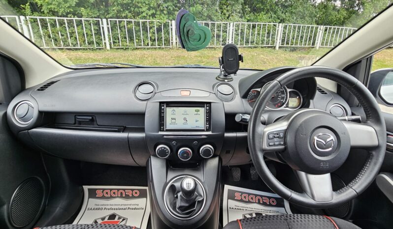 Mazda Mazda2 1.3 Venture Euro 5 5dr full