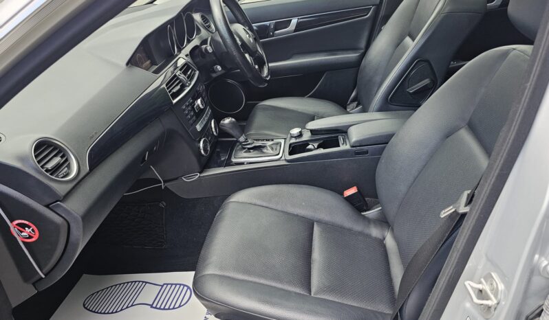 Mercedes-Benz C Class 2.1 C200 CDI BlueEfficiency Executive SE G-Tronic+ Euro 5 (s/s) 4dr full