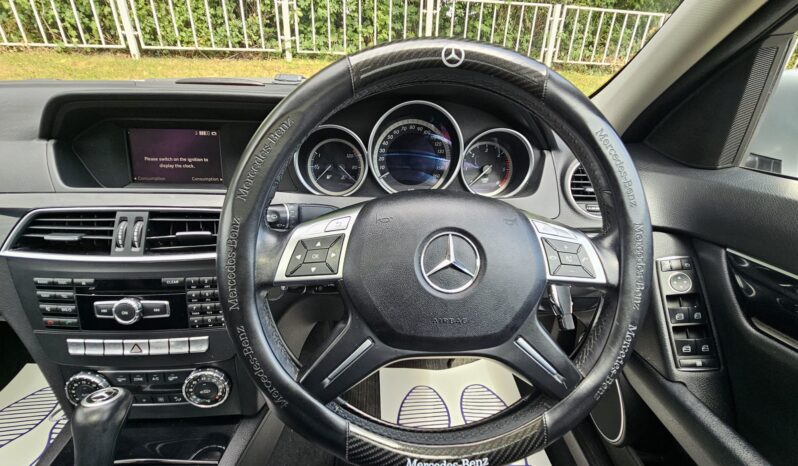 Mercedes-Benz C Class 2.1 C200 CDI BlueEfficiency Executive SE G-Tronic+ Euro 5 (s/s) 4dr full