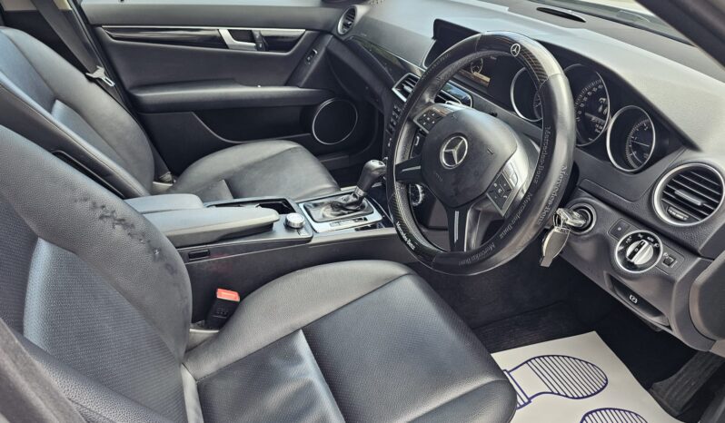 Mercedes-Benz C Class 2.1 C200 CDI BlueEfficiency Executive SE G-Tronic+ Euro 5 (s/s) 4dr full