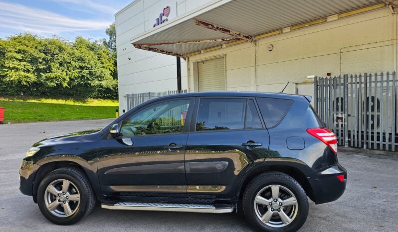 Toyota RAV4 2.2 D-4D XT-R 4WD Euro 5 5dr full
