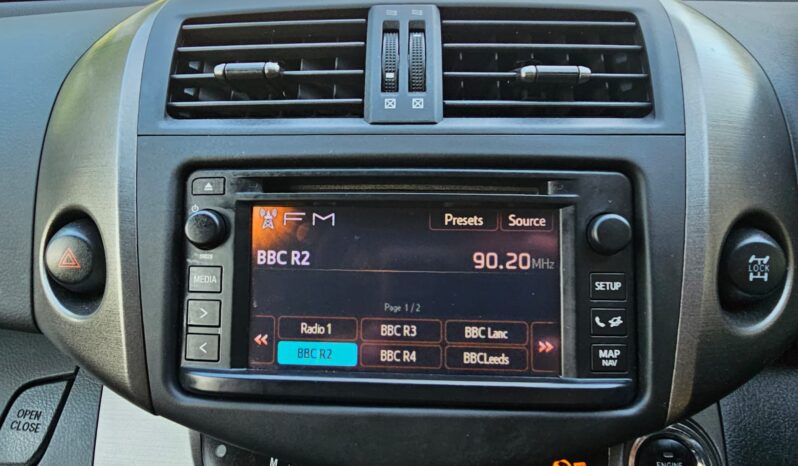 Toyota RAV4 2.2 D-4D XT-R 4WD Euro 5 5dr full