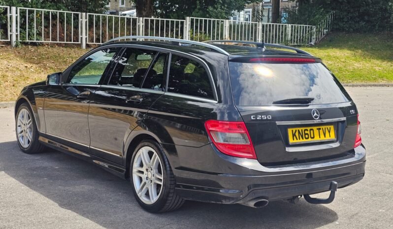 Mercedes-Benz C Class 1.8 C250 BlueEfficiency Elegance Auto Euro 5 5dr full