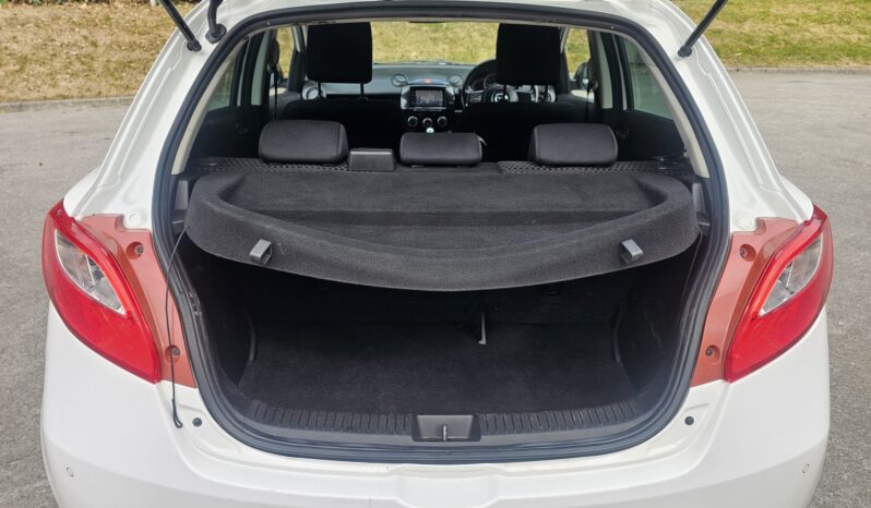 Mazda Mazda2 1.3 Sport Venture Euro 5 5dr full