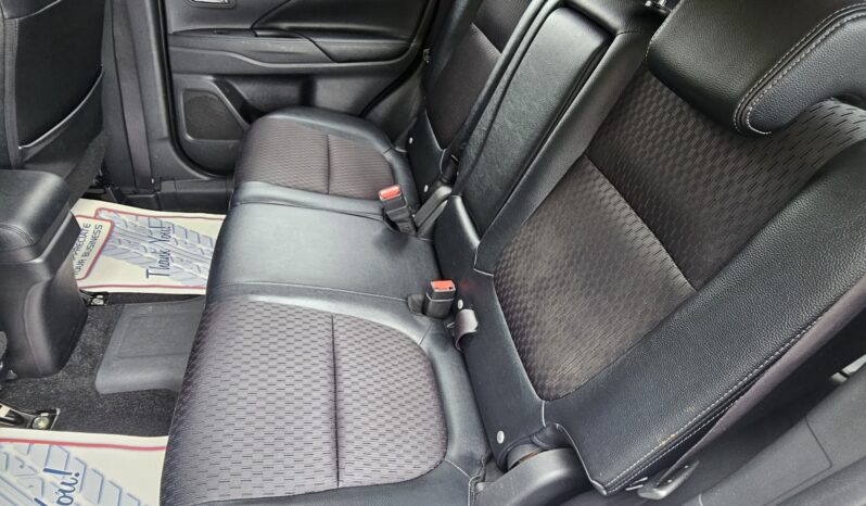 Mitsubishi Outlander 2.0h 12kWh GX3h CVT 4WD Euro 5 (s/s) 5dr full