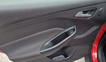Ford Focus 1.6 TDCi ECOnetic Titanium Navigator Euro 5 (s/s) 5dr full