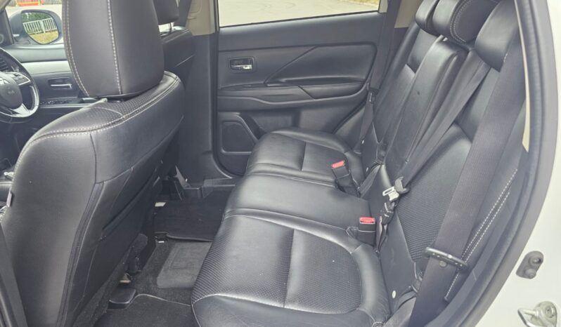 Mitsubishi Outlander 2.0h 12kWh GX3h CVT 4WD Euro 5 (s/s) 5dr full