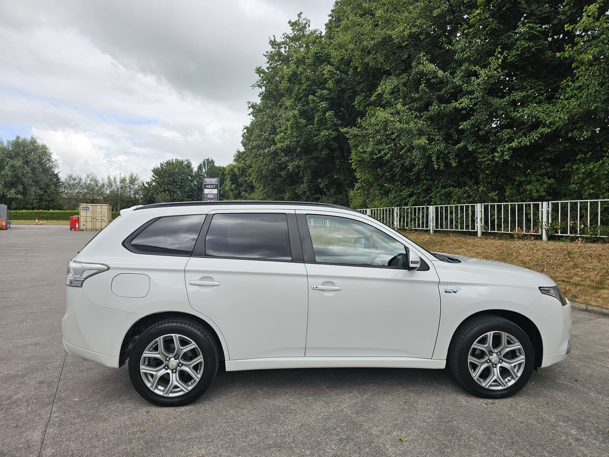 Mitsubishi Outlander 2.0h 12kWh GX3h CVT 4WD Euro 5 (s/s) 5dr