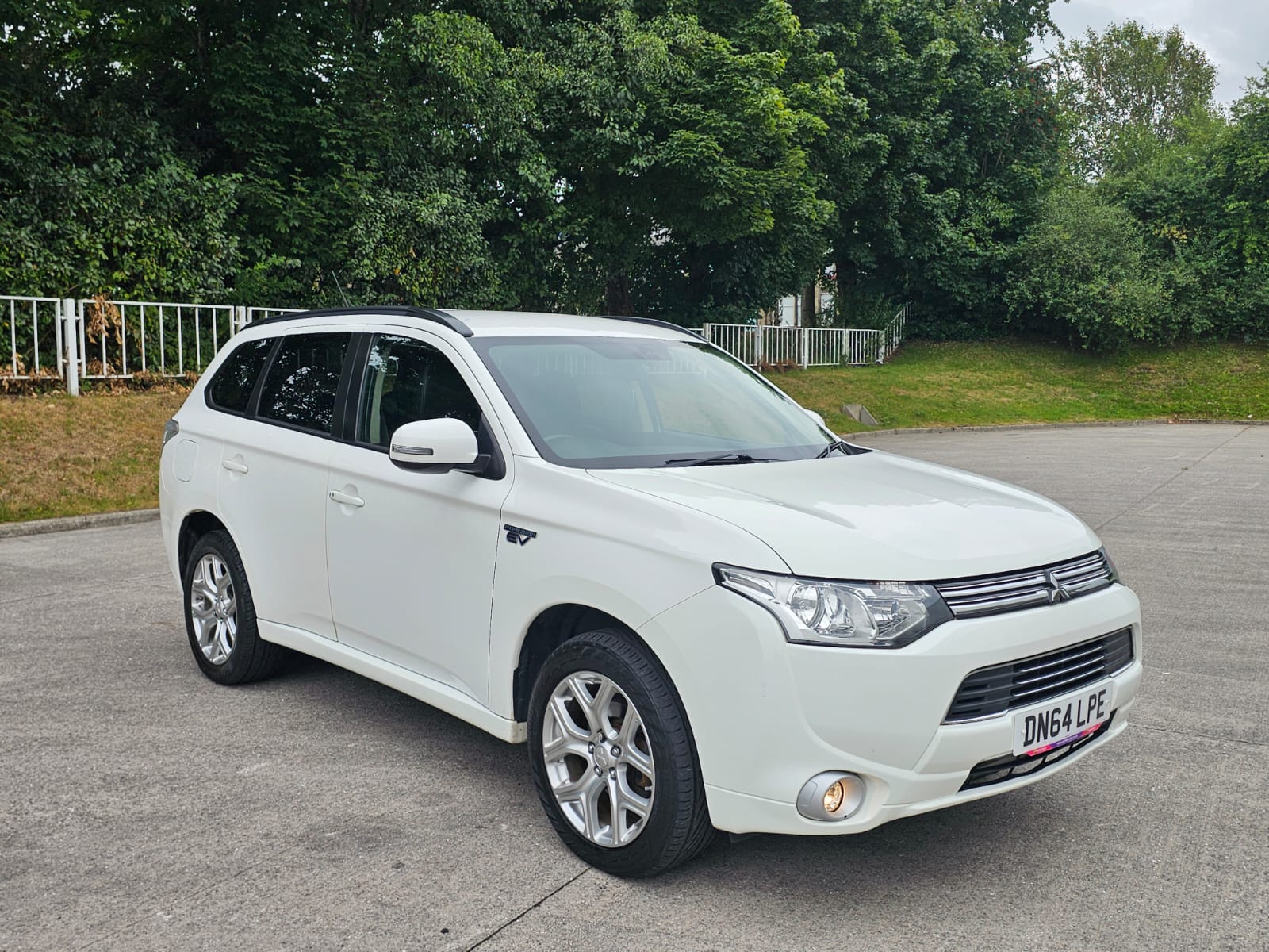Mitsubishi Outlander 2.0h 12kWh GX3h CVT 4WD Euro 5 (s/s) 5dr