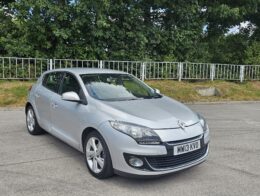 Renault Megane 1.6 16V Dynamique TomTom Euro 5 5dr