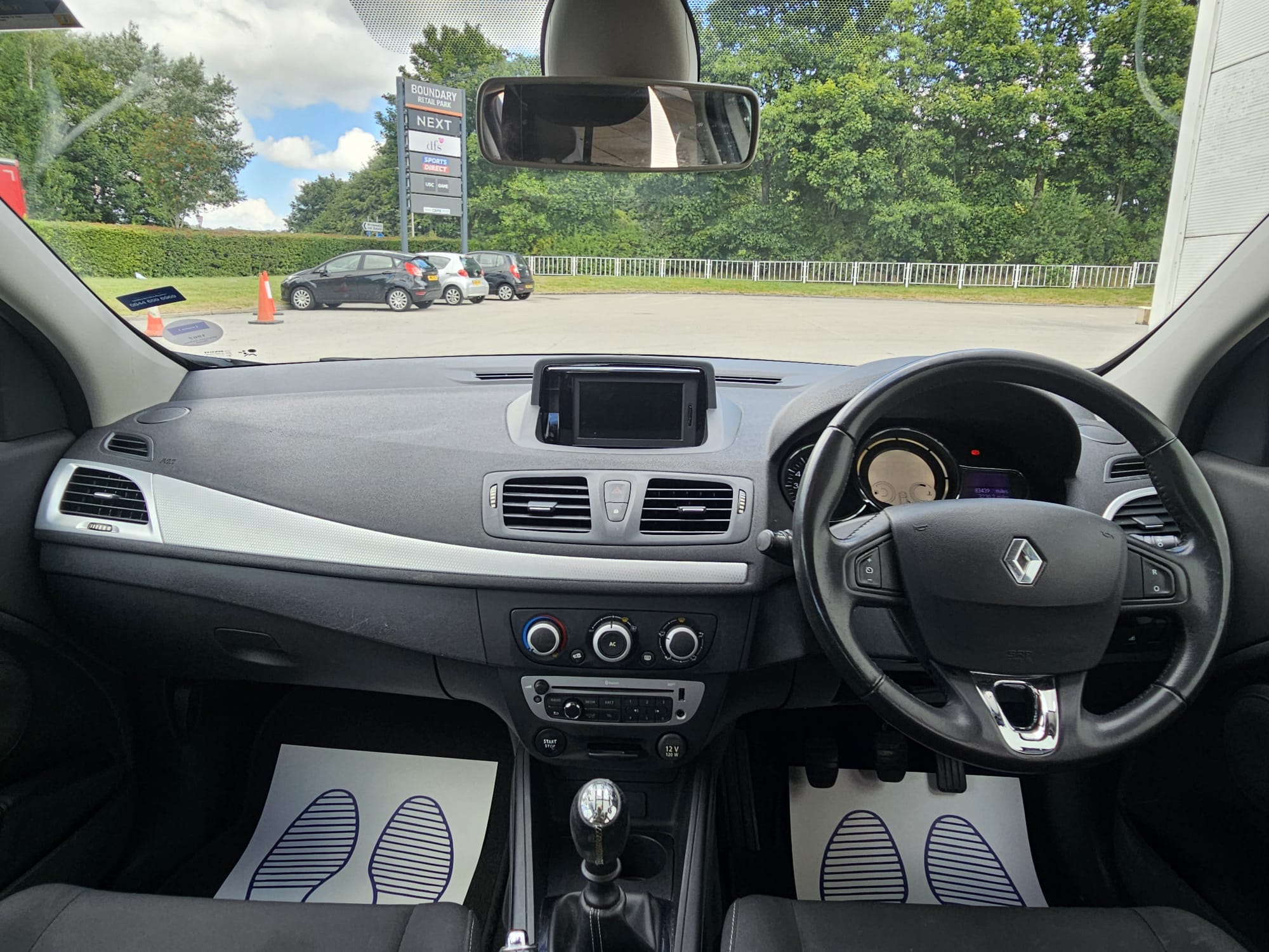 Renault Megane 1.6 16V Dynamique TomTom Euro 5 5dr