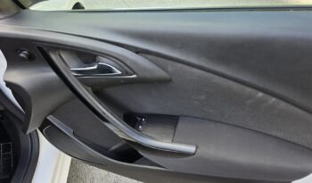 Vauxhall Astra 1.4i SRi Euro 6 5dr full