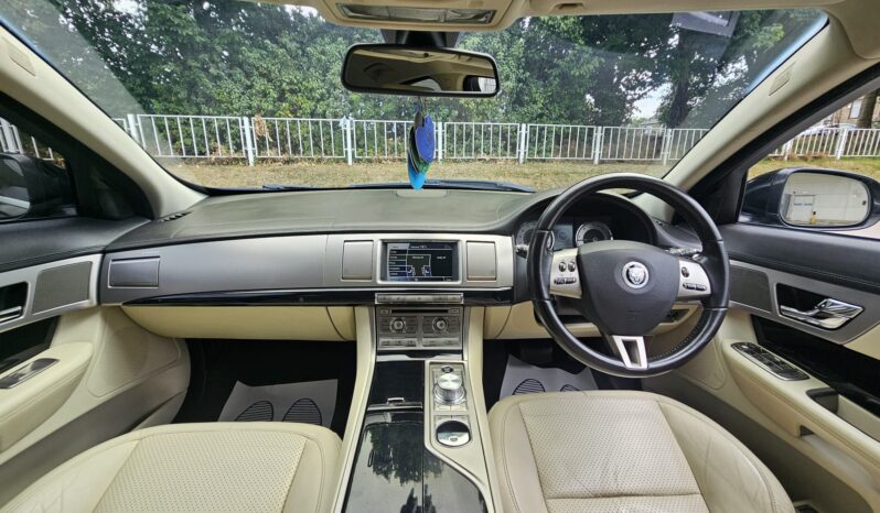 Jaguar XF 3.0d S V6 Premium Luxury Auto Euro 5 4dr full