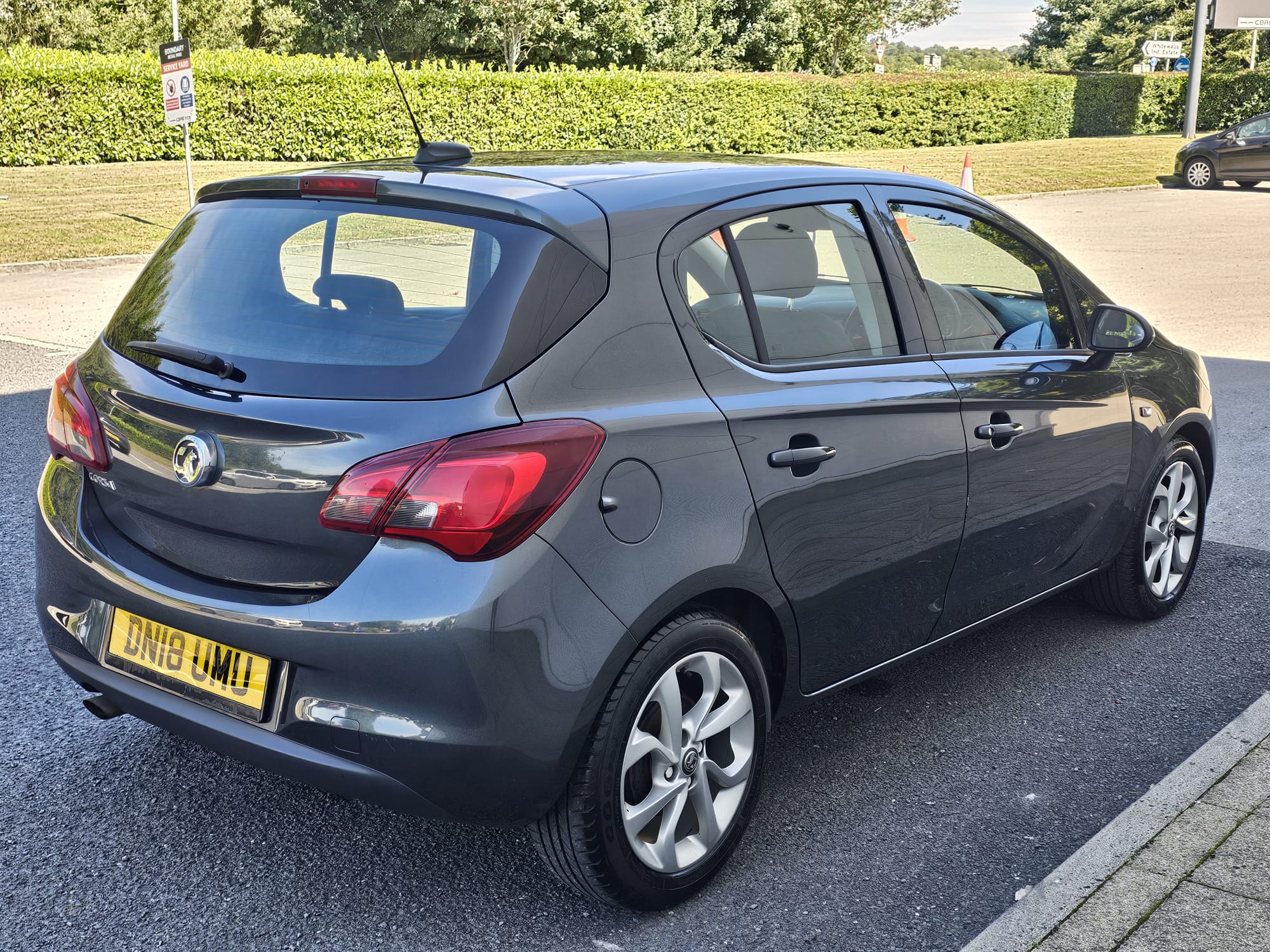 Vauxhall Corsa 1.4i ecoTEC SRi Euro 6 5dr