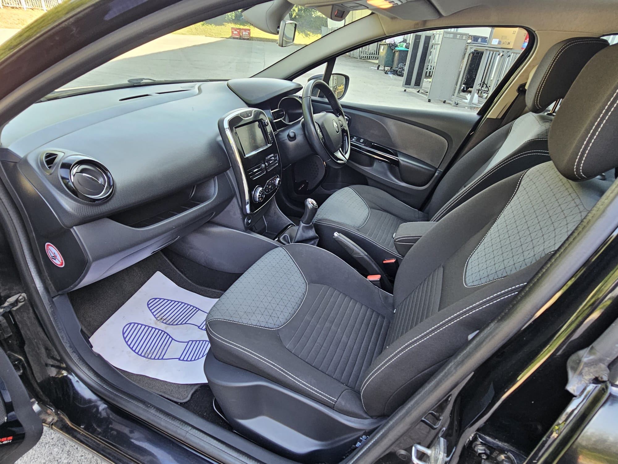 Renault Clio 1.5 dCi Dynamique S MediaNav Euro 5 (s/s) 5dr