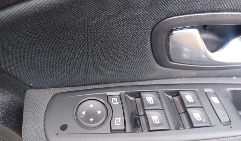 Renault Megane 1.6 16V Expression Euro 4 5dr full