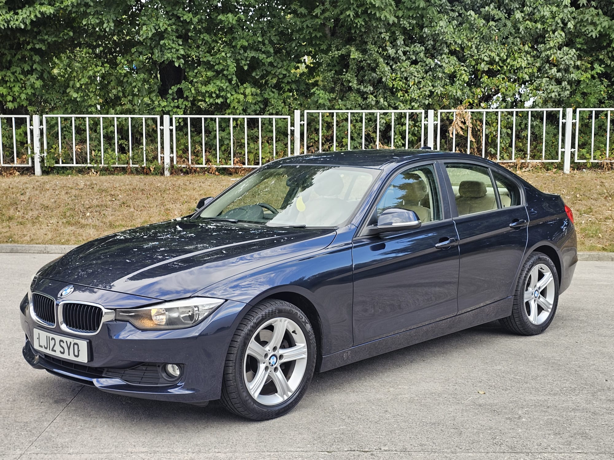BMW 3 Series 2.0 320d SE Auto Euro 5 (s/s) 4dr