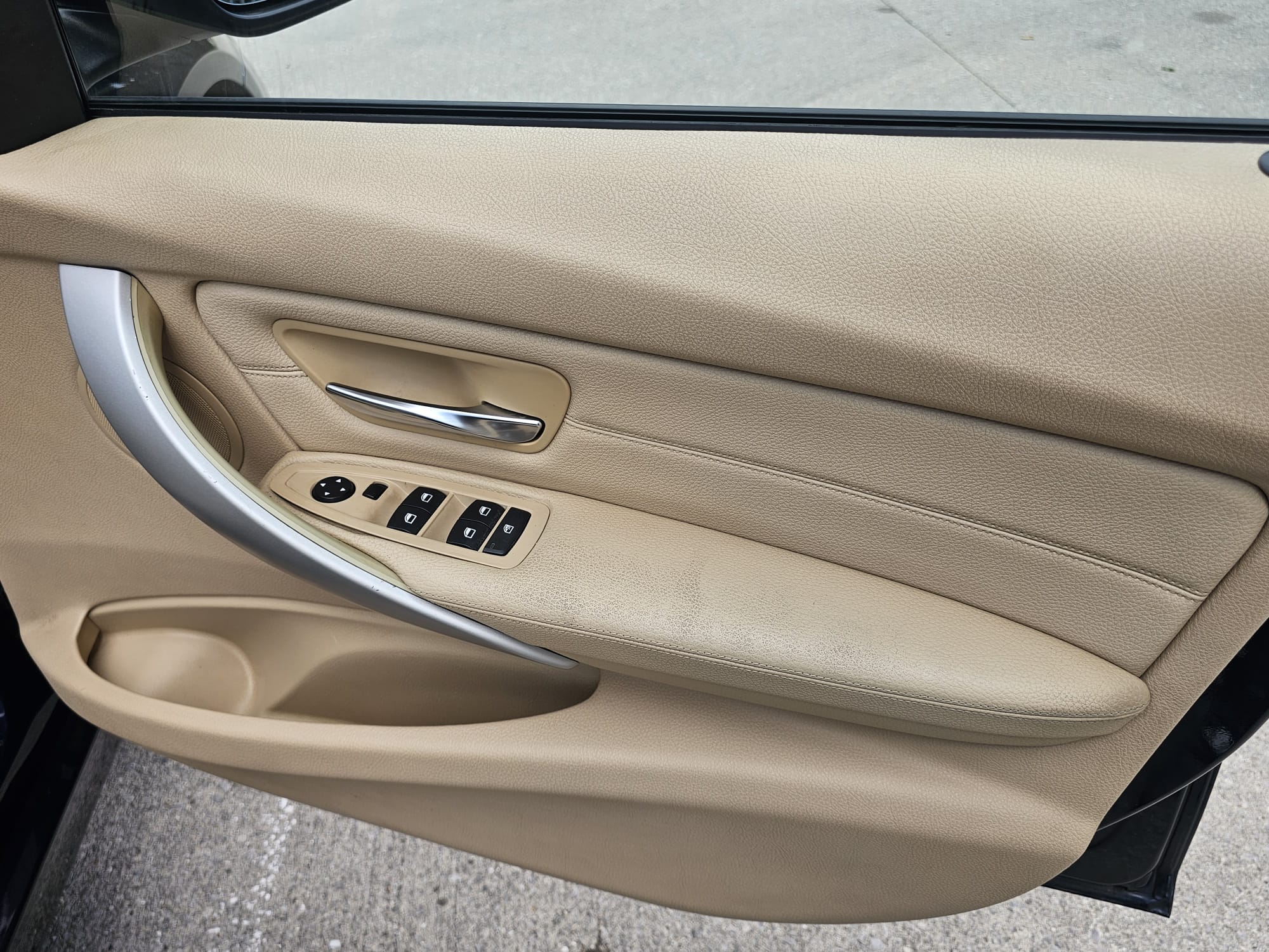 BMW 3 Series 2.0 320d SE Auto Euro 5 (s/s) 4dr