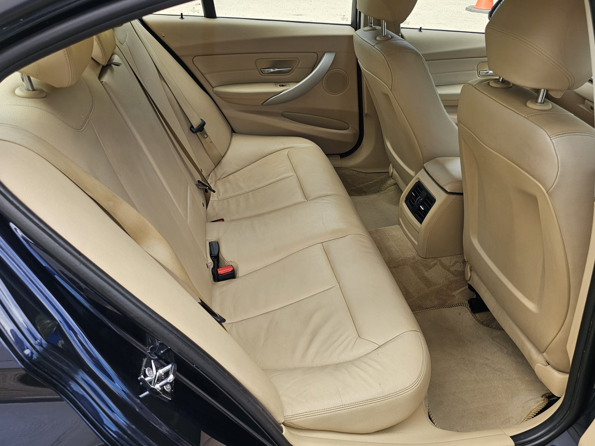BMW 3 Series 2.0 320d SE Auto Euro 5 (s/s) 4dr