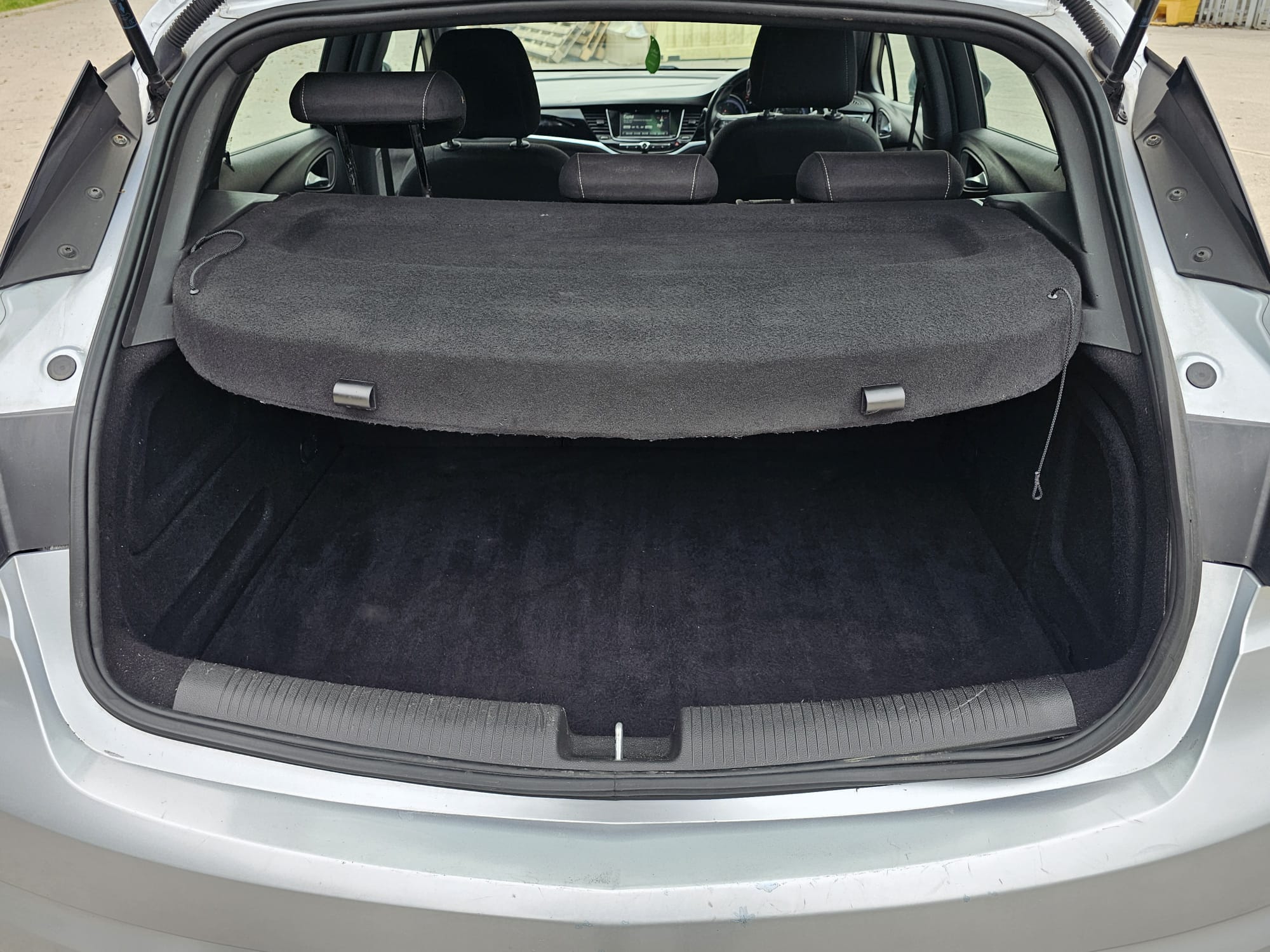 Vauxhall Astra 1.6 CDTi ecoTEC BlueInjection SRi Euro 6 5dr