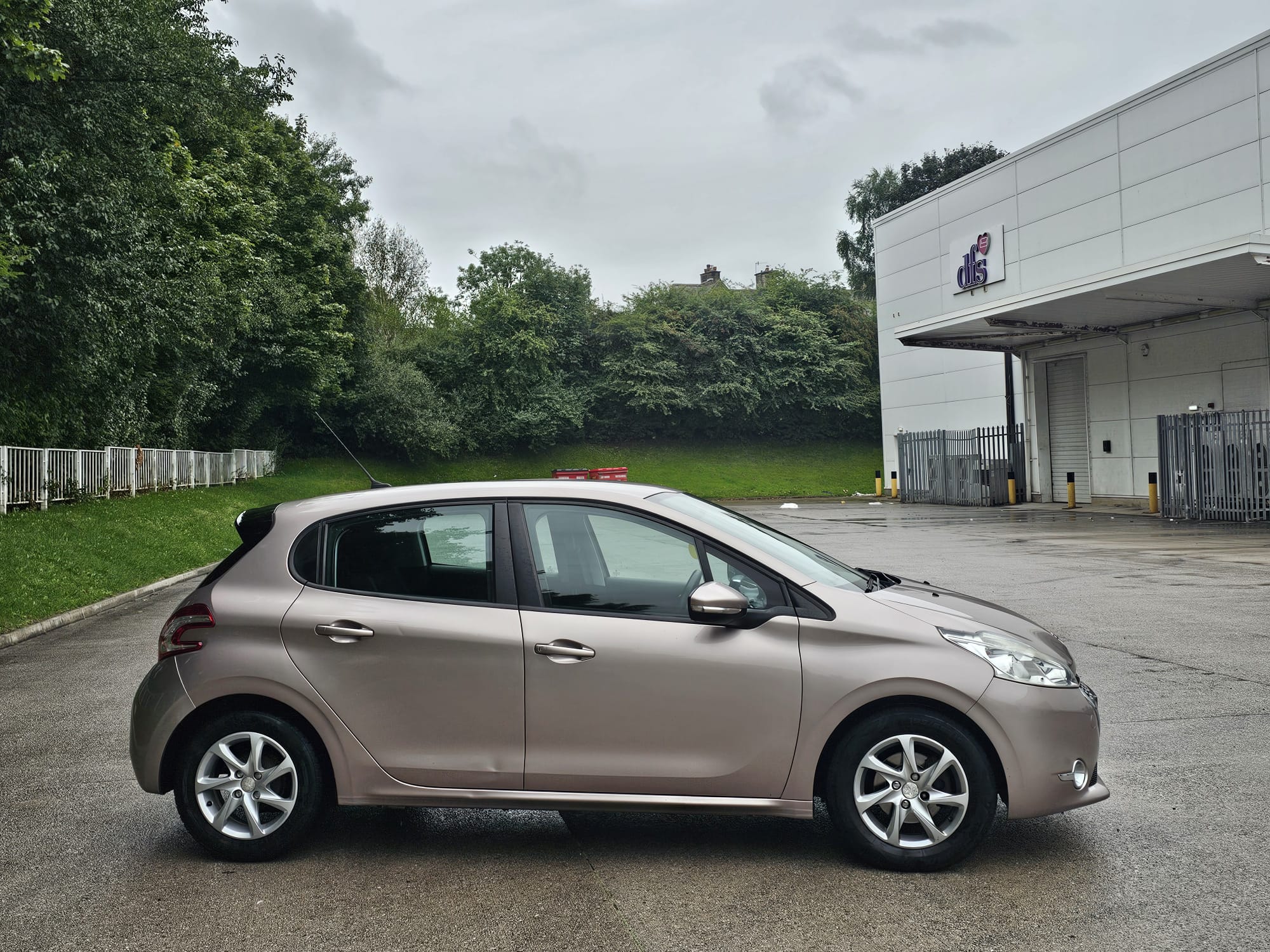 Peugeot 208 1.4 e-HDi Active EGC Euro 5 (s/s) 5dr