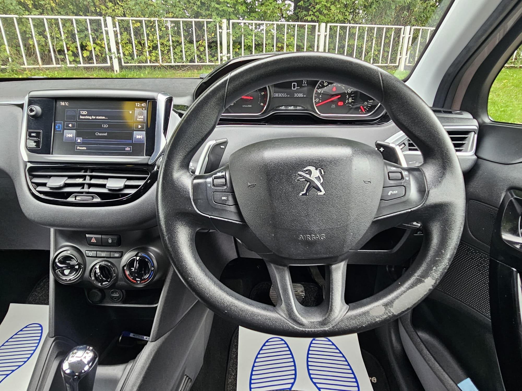 Peugeot 208 1.4 e-HDi Active EGC Euro 5 (s/s) 5dr