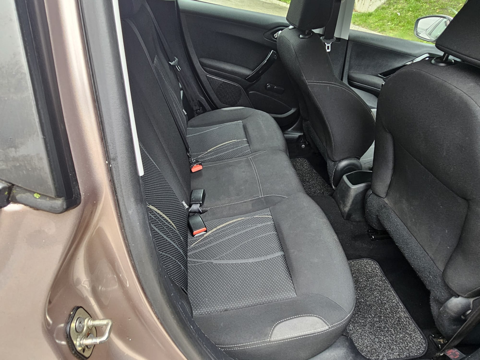 Peugeot 208 1.4 e-HDi Active EGC Euro 5 (s/s) 5dr