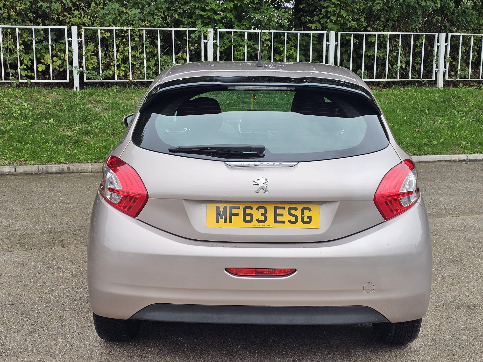 Peugeot 208 1.4 e-HDi Active EGC Euro 5 (s/s) 5dr