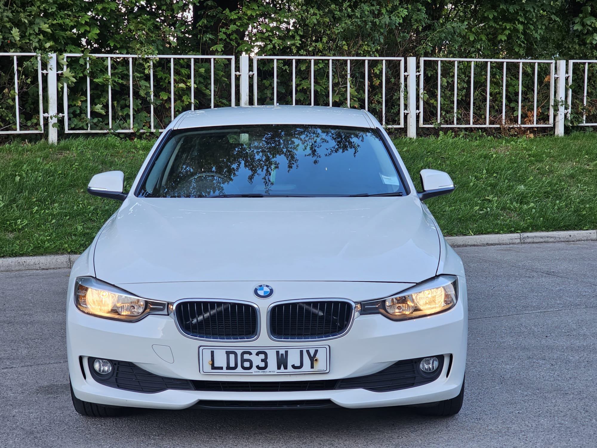 BMW 3 Series 2.0 320d ED EfficientDynamics Auto Euro 5 (s/s) 4dr
