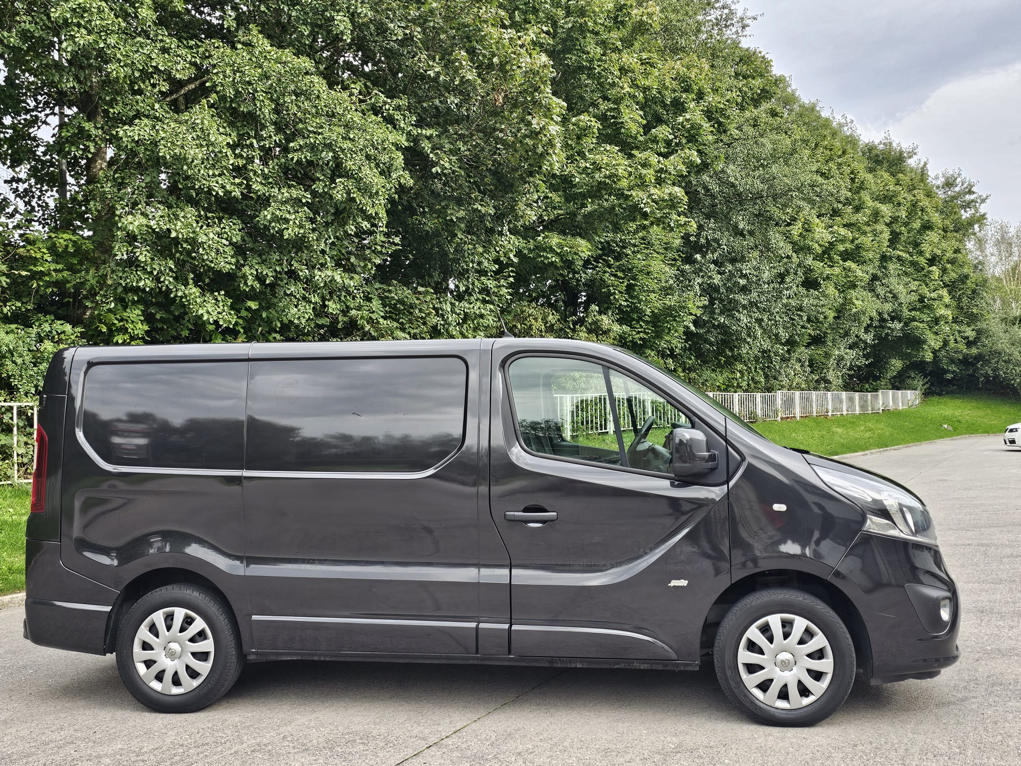 Vauxhall Vivaro 1.6 CDTi 2700 Sportive L1 H1 Euro 6 5dr