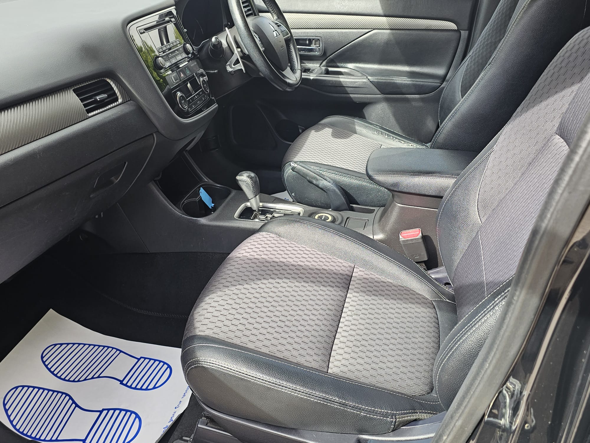 Mitsubishi Outlander 2.2 DI-D GX3 Auto 4WD Euro 5 (s/s) 5dr