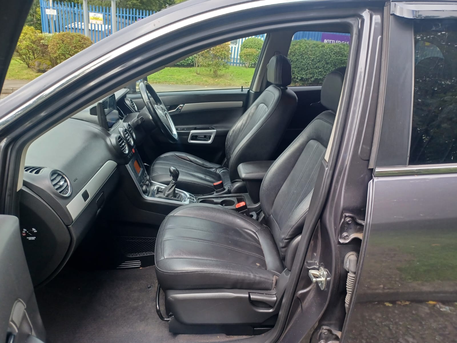 Vauxhall Antara 2.2 CDTi SE 4WD Euro 5 (s/s) 5dr (SNav)