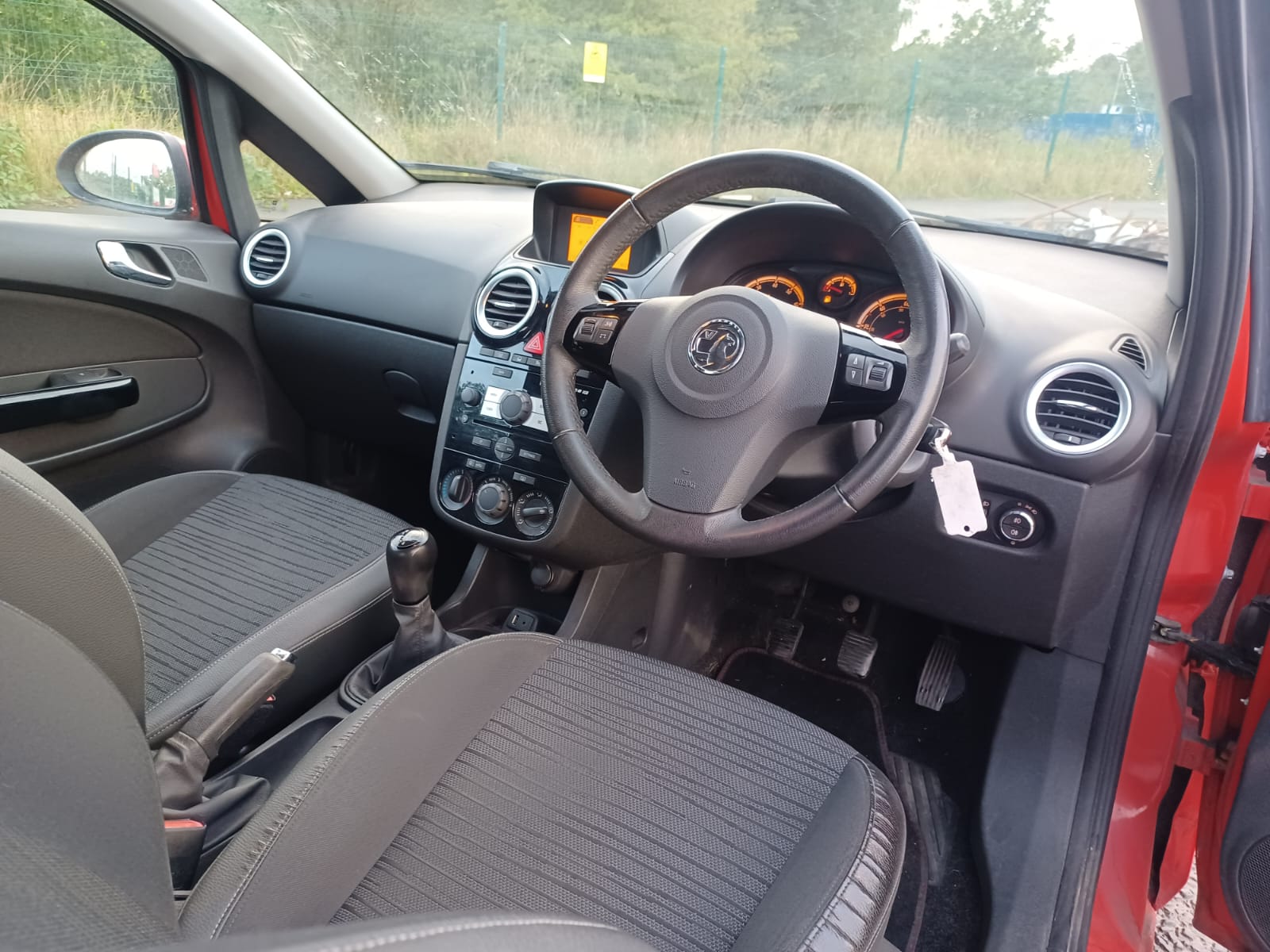 Vauxhall Corsa 1.4 16V Excite Euro 5 3dr (A/C)