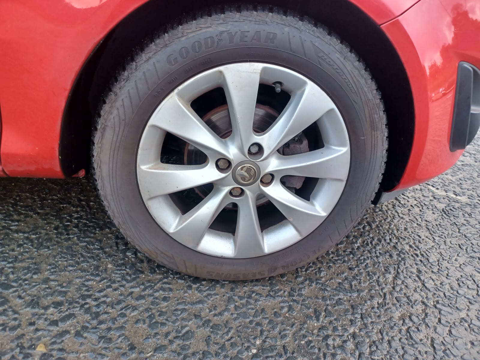 Vauxhall Corsa 1.4 16V Excite Euro 5 3dr (A/C)
