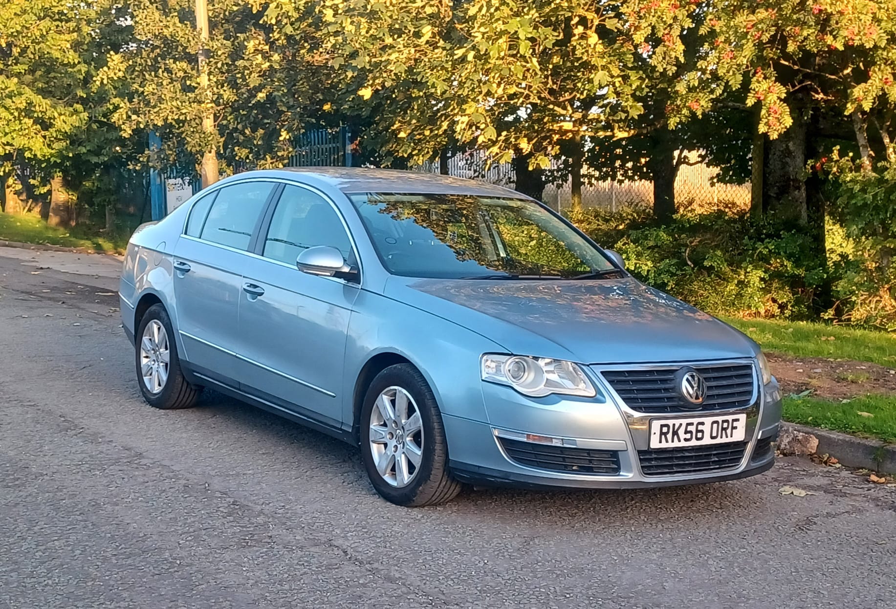 Volkswagen Passat 2.0 FSI SE Tiptronic Euro 4 4dr