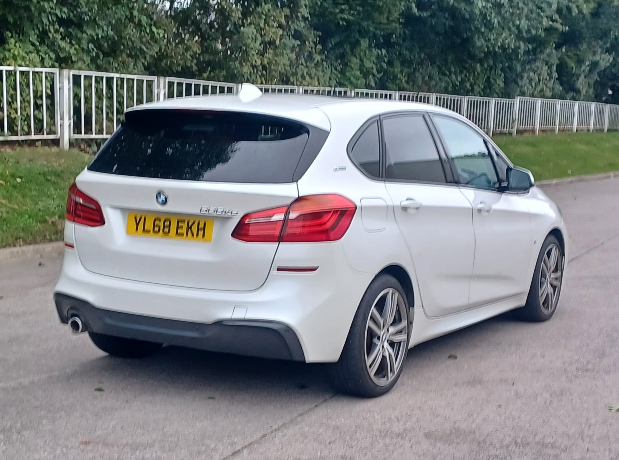 BMW 2 Series Active Tourer 1.5 225xe 7.6kWh M Sport (Premium) Auto 4WD Euro 6 (s/s) 5dr