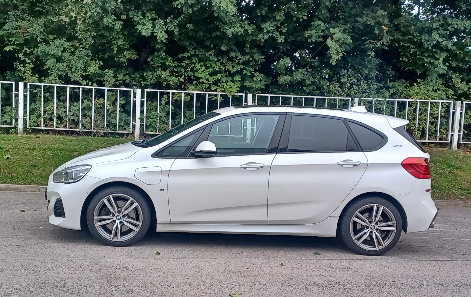 BMW 2 Series Active Tourer 1.5 225xe 7.6kWh M Sport (Premium) Auto 4WD Euro 6 (s/s) 5dr