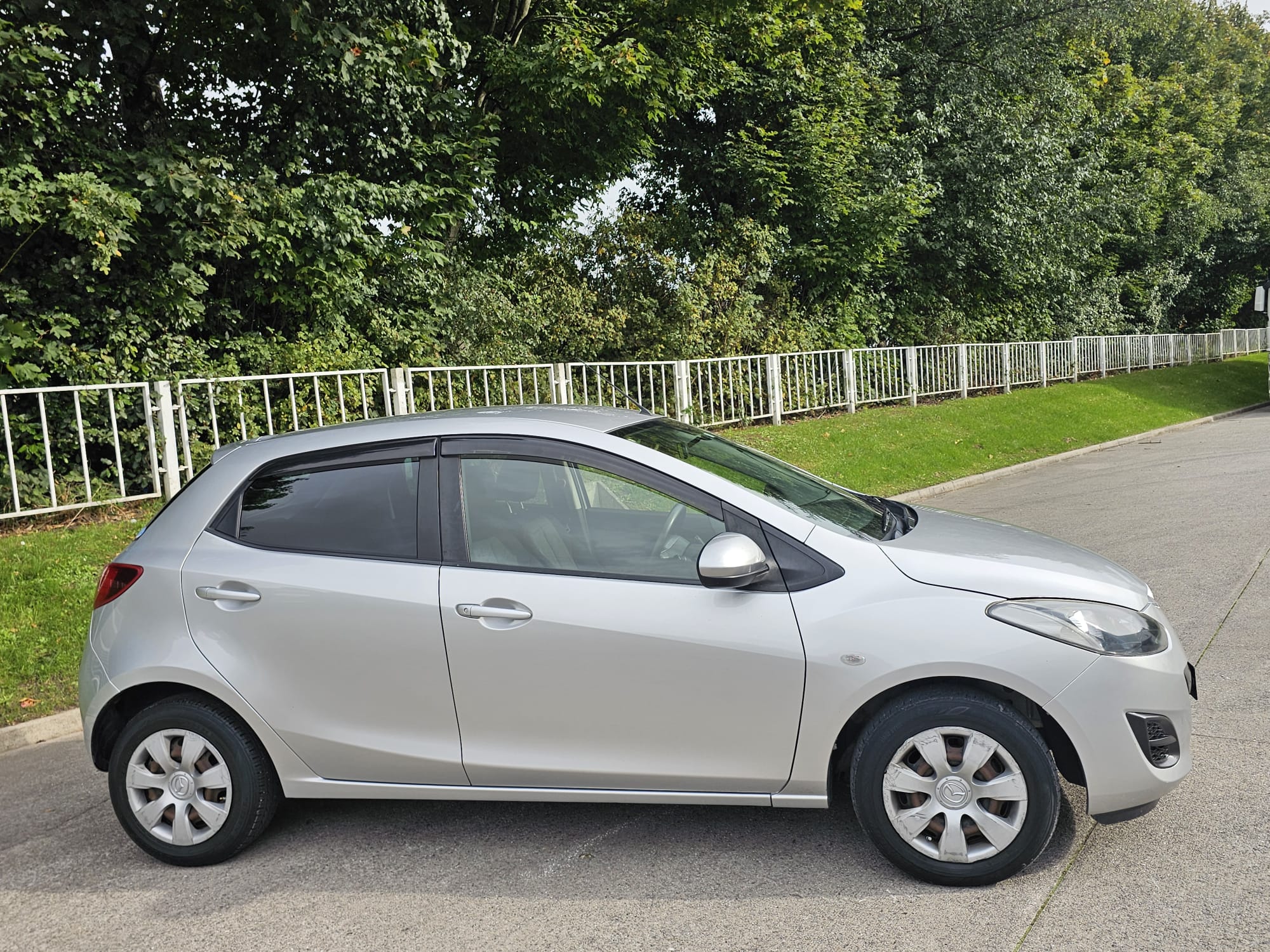 Mazda Demio 1.3 5dr
