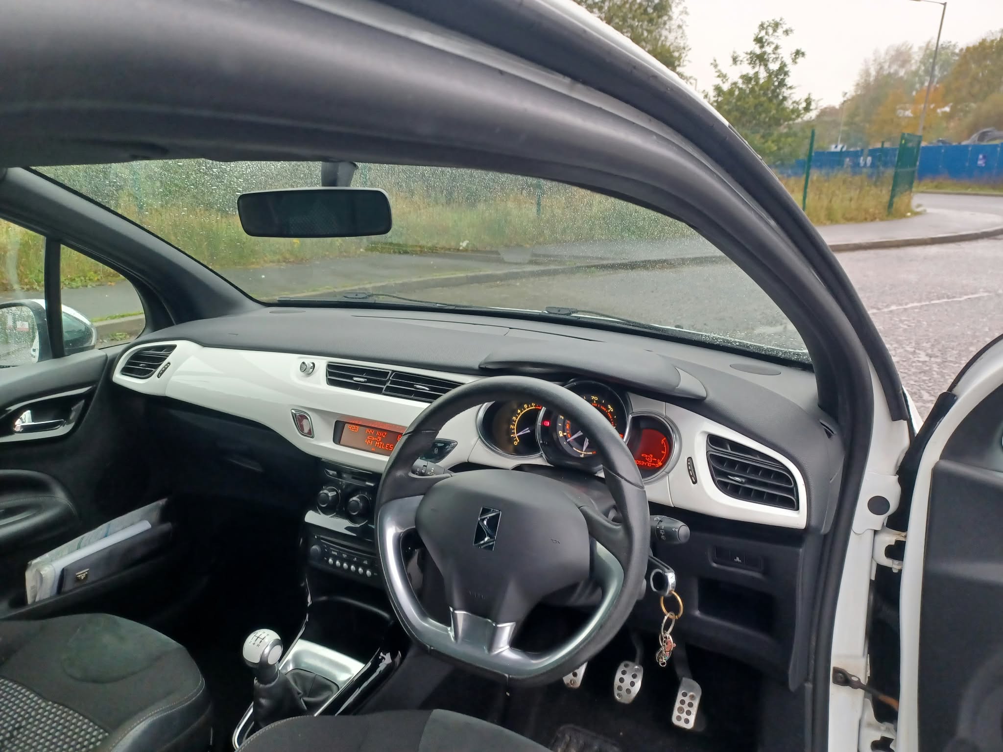 Citroen DS3 1.6 VTi White Euro 5 3dr