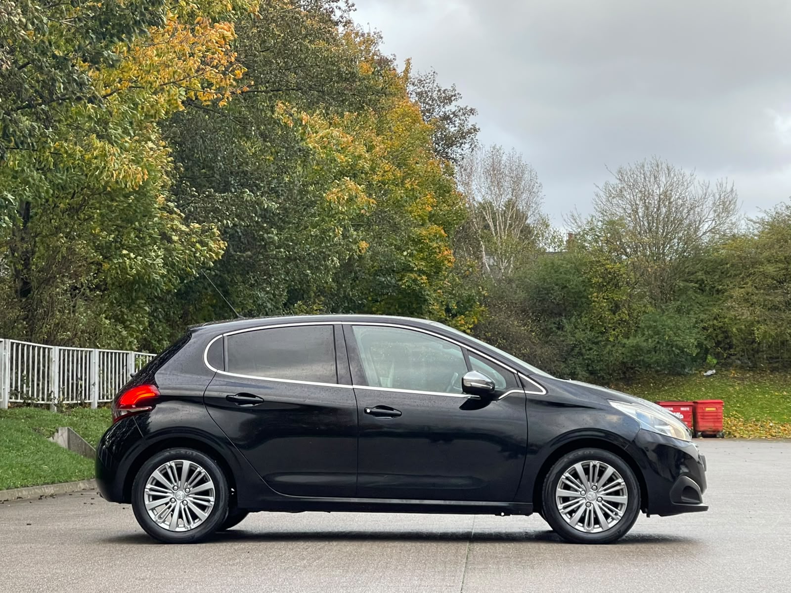 Peugeot 208 1.2 PureTech Allure Euro 6 5dr