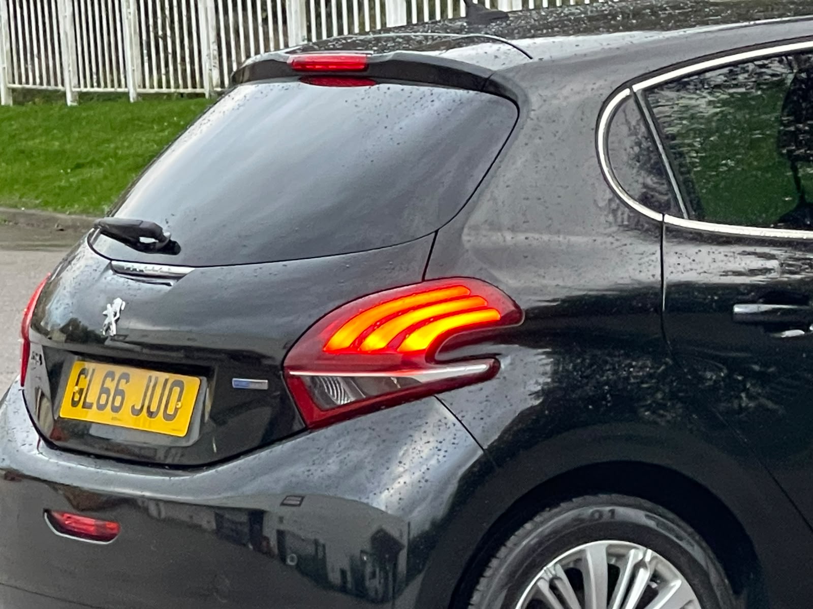 Peugeot 208 1.2 PureTech Allure Euro 6 5dr