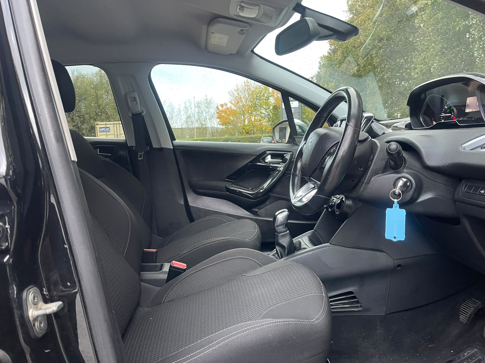 Peugeot 208 1.2 PureTech Allure Euro 6 5dr
