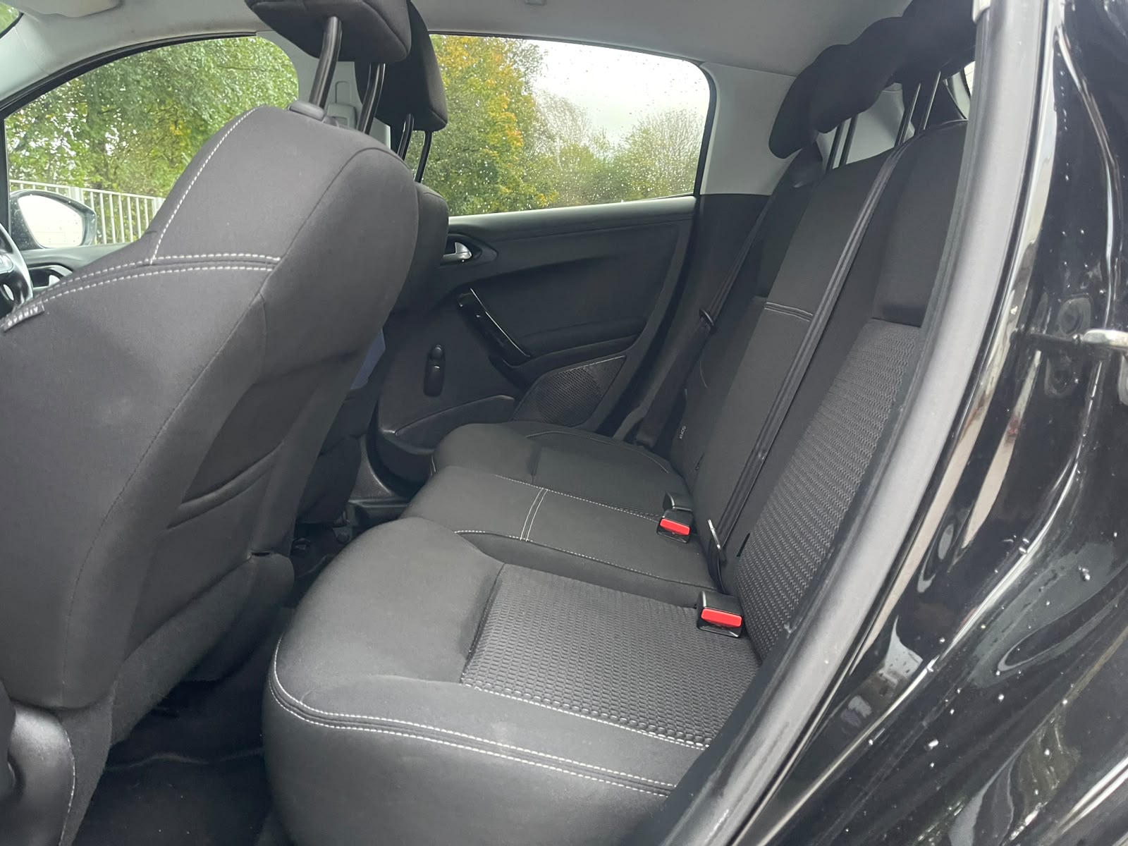 Peugeot 208 1.2 PureTech Allure Euro 6 5dr