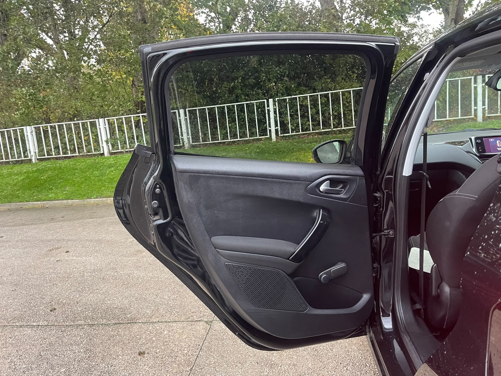 Peugeot 208 1.2 PureTech Allure Euro 6 5dr